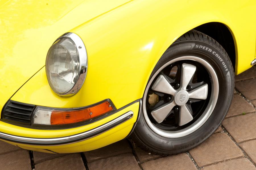  Porsche 911 T 2.4 Coupe 1972 года  (фото 6 из 12)